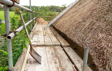 advantages of Cloigyn thatch roofing